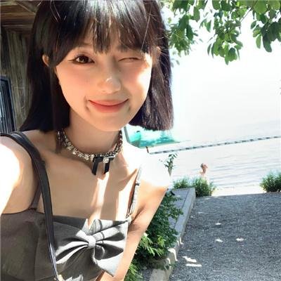 女气 海报